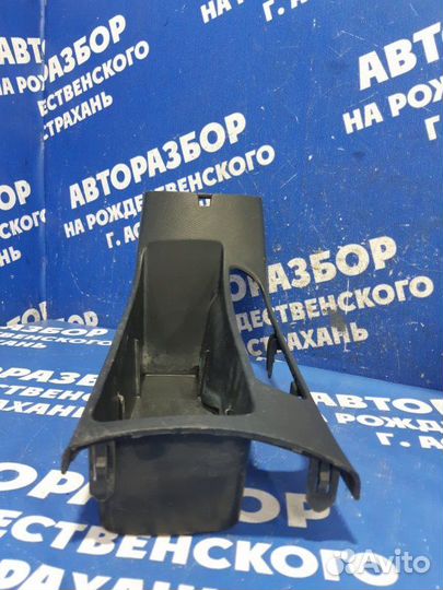 Накладка центральной консоли Toyota Matrix