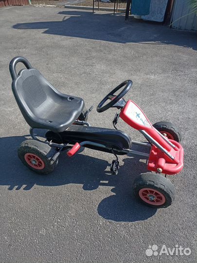 Детский веломобиль