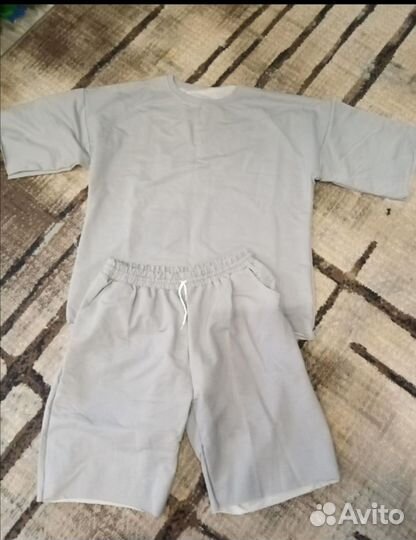 Костюм новый р. 52