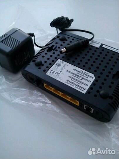 Блок питания есть 2 шт для роутерв