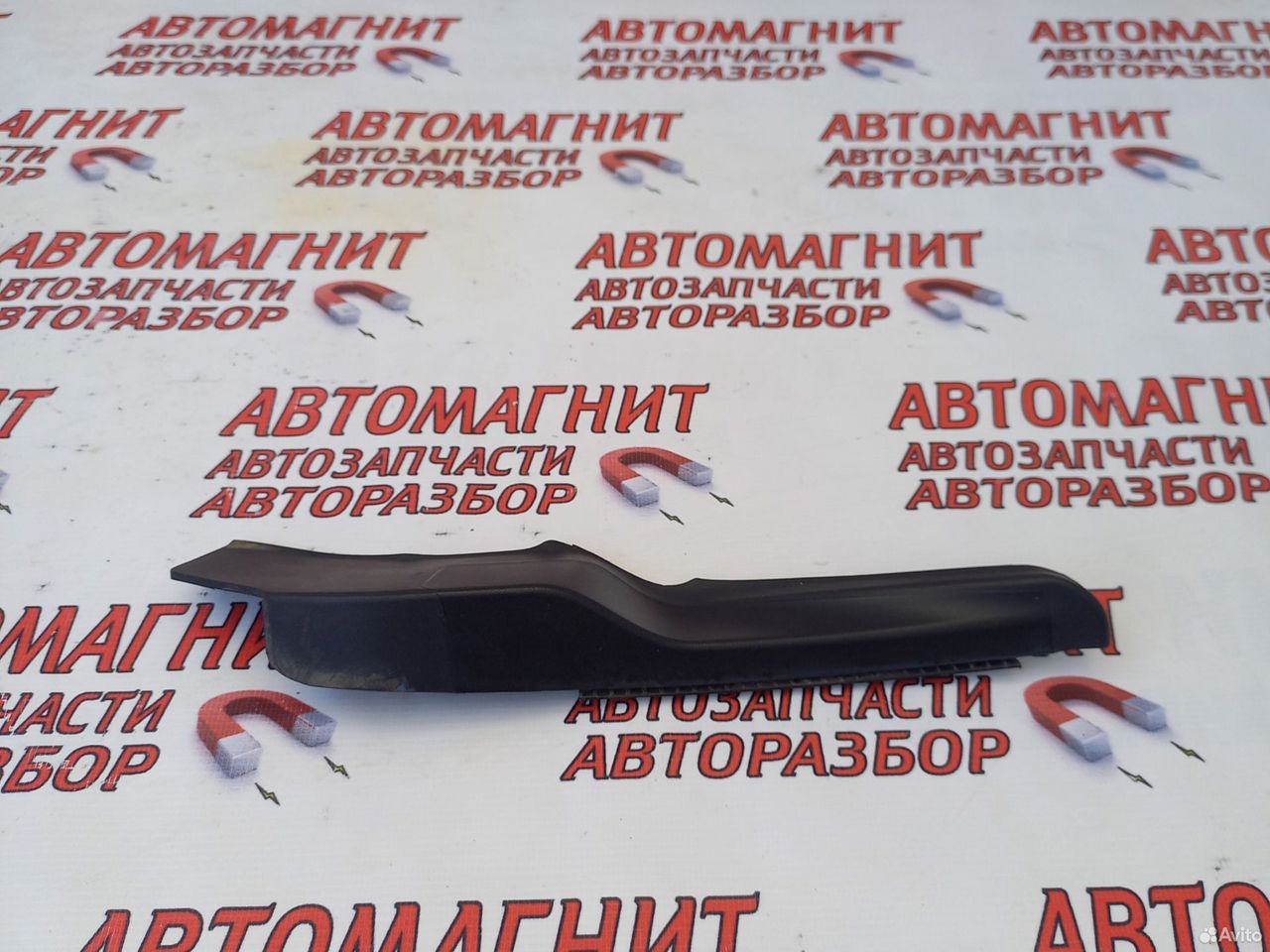 Уголок жабо левый Рено Дастер 2 19 н.в