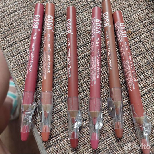 Карандаш для губ