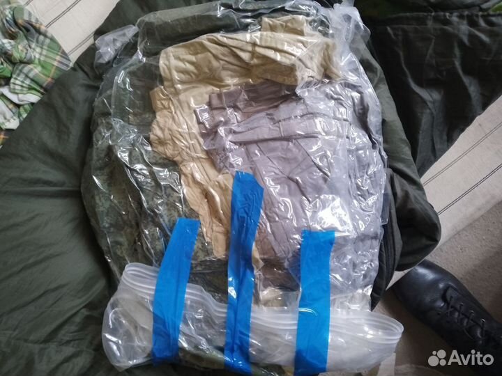Пакет с вещами