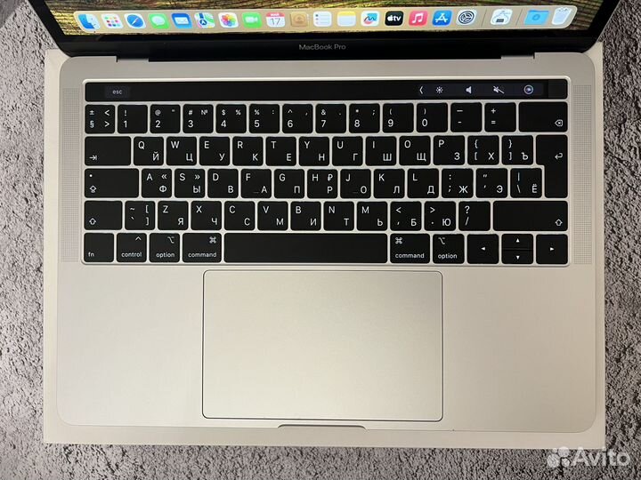 Apple Macbook Pro 13 2019 touchbar 8/128