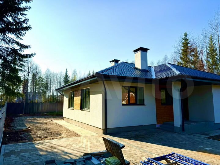 Дом 108 м² на участке 6,3 сот.