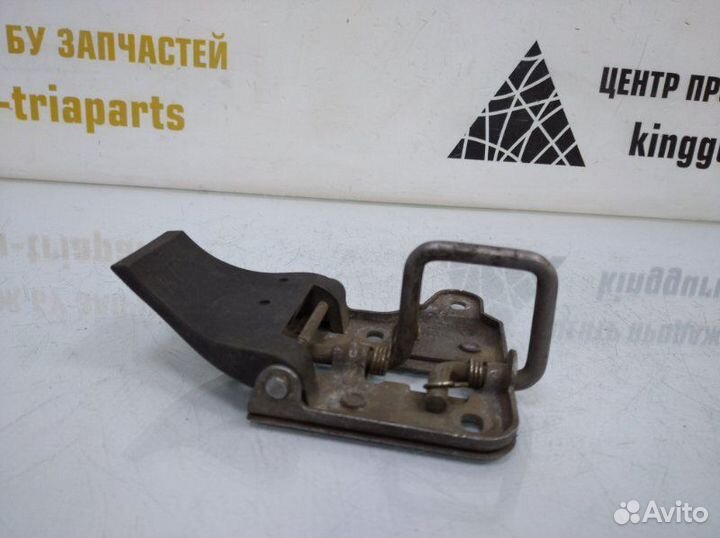 Крюк замка капота Skoda Octavia A7 5E3 до