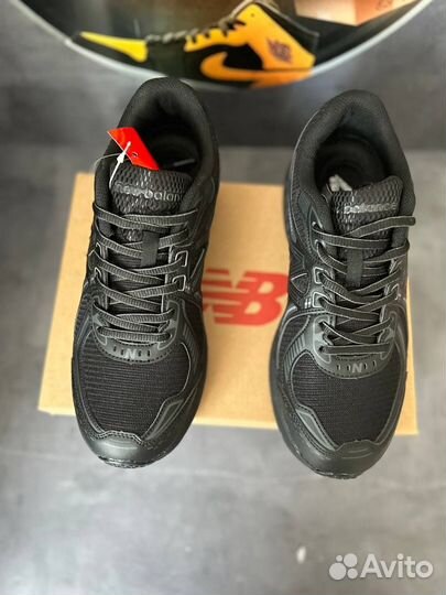 Кроссовки new balance 860v2