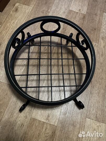 Кованная лежанка для животных