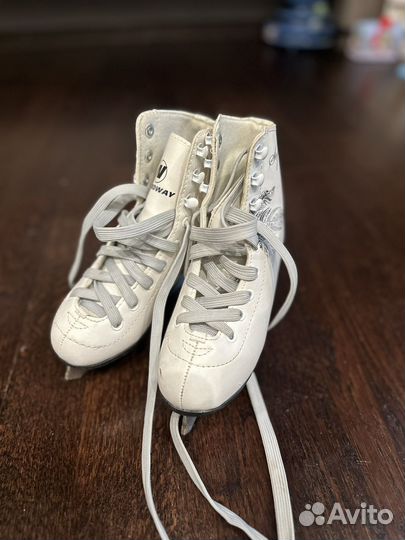 Коньки фигурные Sofia 31 размер