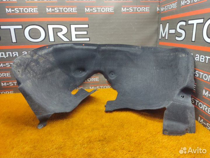Подкрылок передний правый Volkswagen Touareg 7L