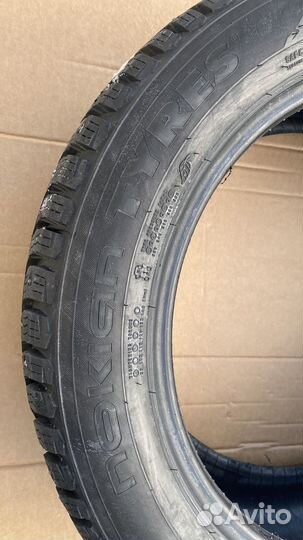 Nokian Tyres Hakkapeliitta 9 215/55 R17 98T