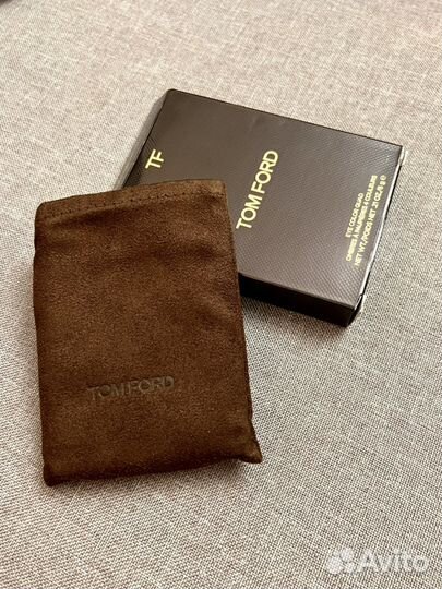 Палетка теней для век Tom Ford 04 honeymoon