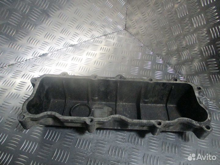 Клапанная крышка Iveco 61316199