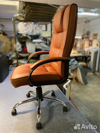 Кресло офисное