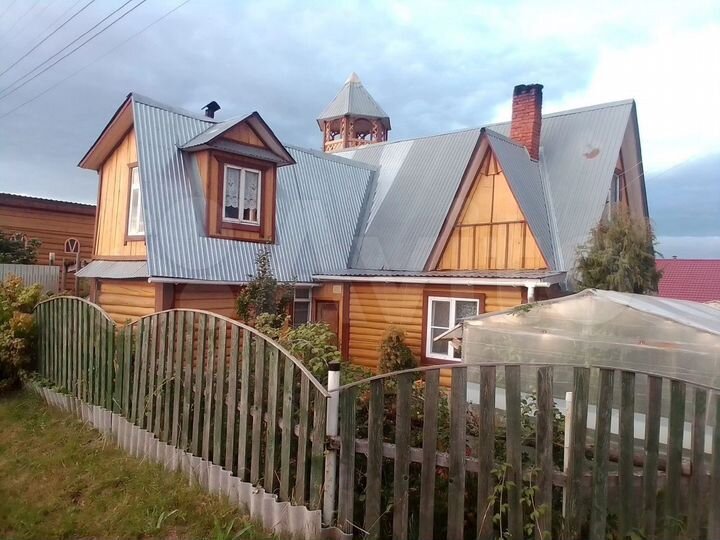 Дом 300 м² на участке 3,5 сот.