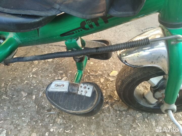 Трехколесный велосипед с родительской ручкой