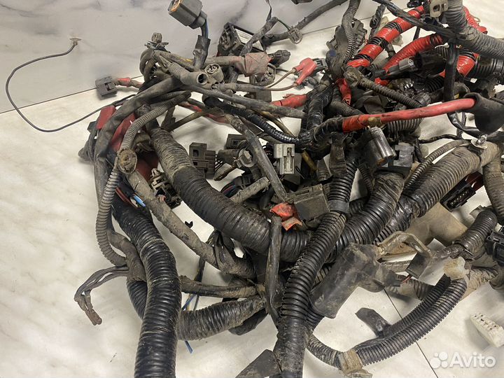 Подкапотное проводка Mitsubishi Colt Z30