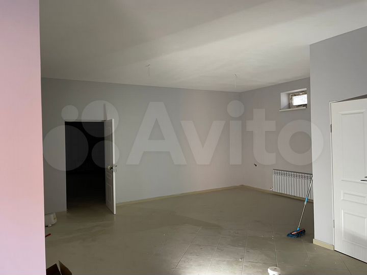 Торговая площадь, 300 м²