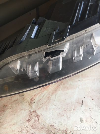 Фары на hyundai solaris с 2011-2014 две фары бу