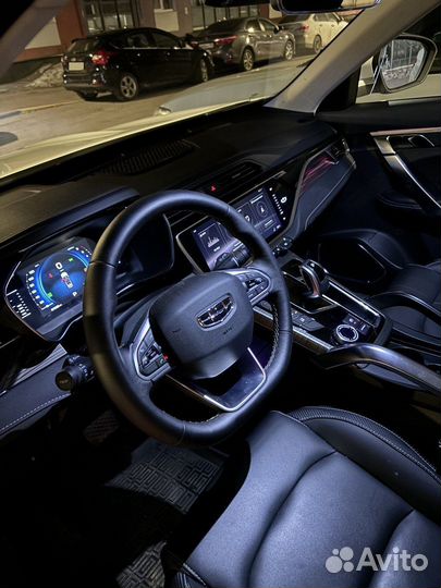 Geely Atlas Pro 1.5 AMT, 2022, 35 000 км