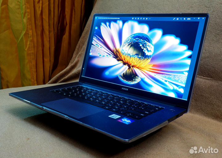 Honor MagicBook X15