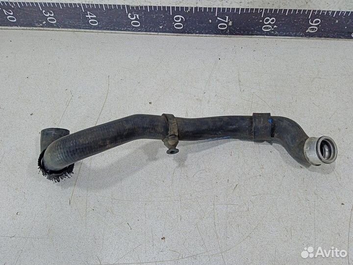 Патрубок системы охлаждения