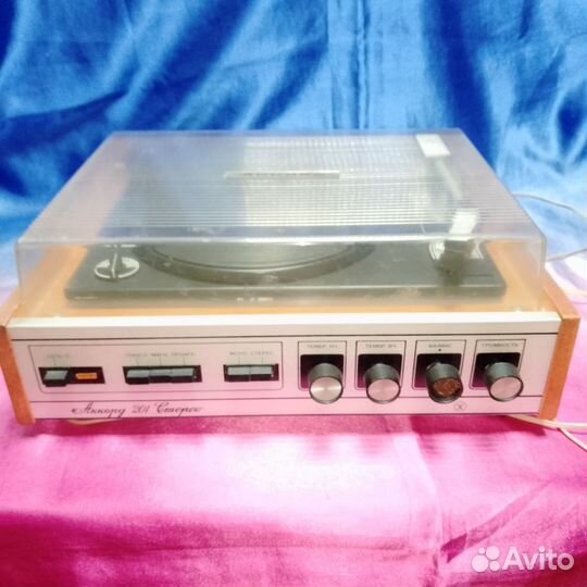 Проигрыватель винила аккорд 201 стерео
