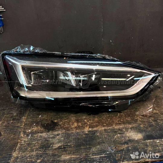 Стекло для фары Audi A5 (F5) (2016-2020) Левое