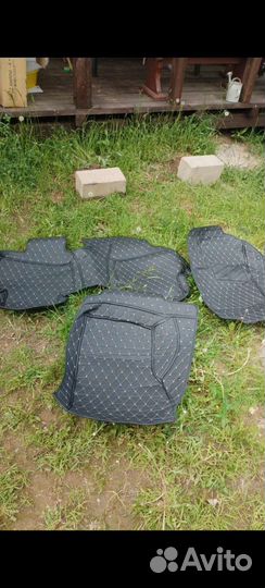 Коврики в автомобиль. Автомобильный коврик