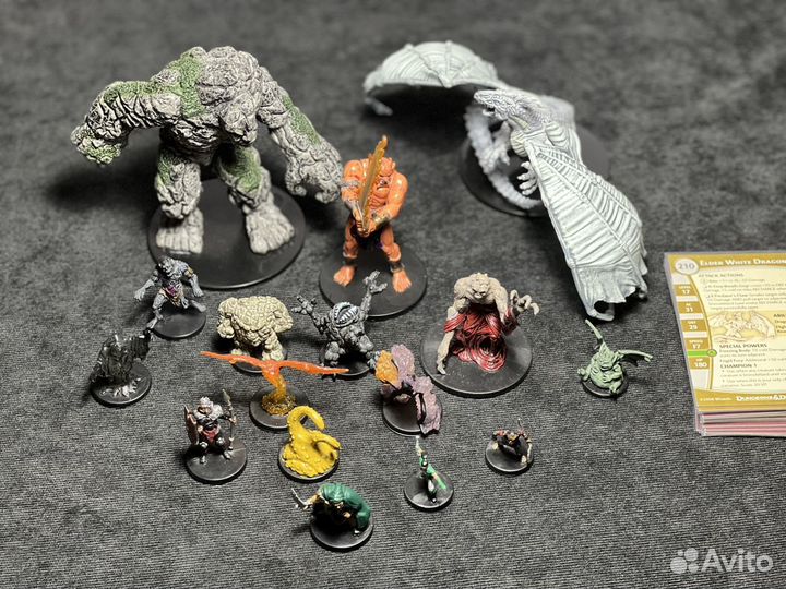 Dungeons & Dragons Miniaturs Wizards Миниатюры