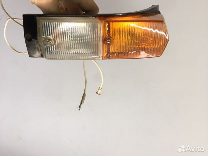 Поворотник подфарник иж москвич 412 пф112