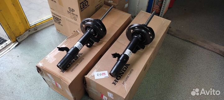 Амортизаторы передние Honda Pilot 3