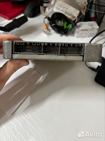 Блок управления двигателем EFI Toyota Carina AT192