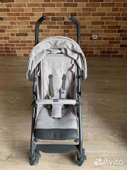 Прогулочная коляска трость