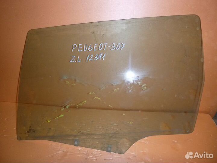 Стекло двери задней левой peugeot 307 2001-2007
