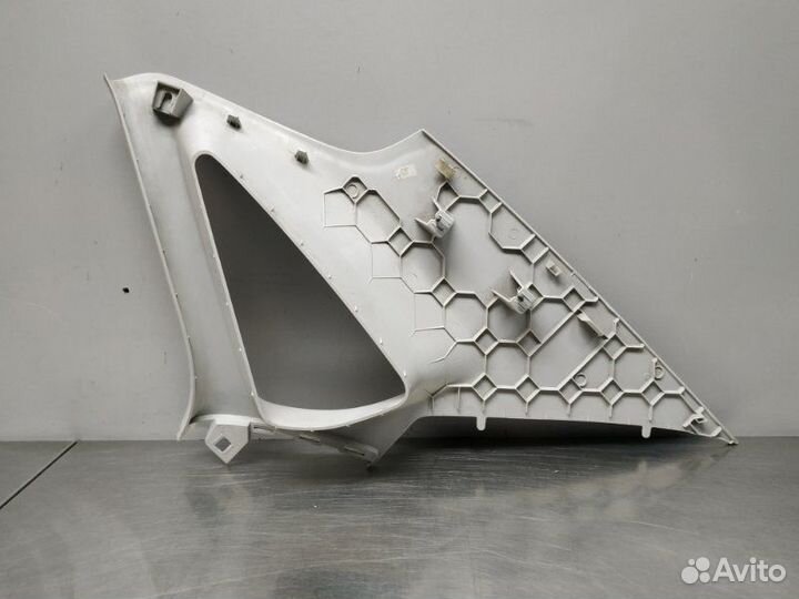 Обшивка стойки задняя левая Volkswagen Polo 602