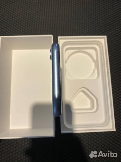 iPhone Xr, 128 ГБ
