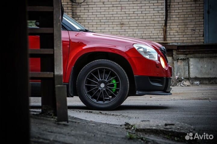 Сплиттер переднего бампера Skoda Yeti