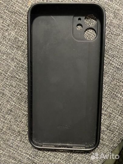 Чехол на iPhone 11