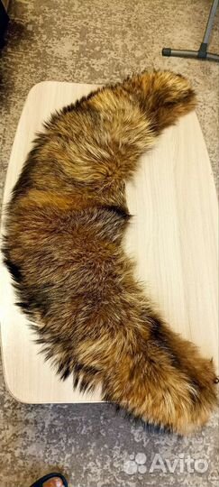 Меховой воротник енот