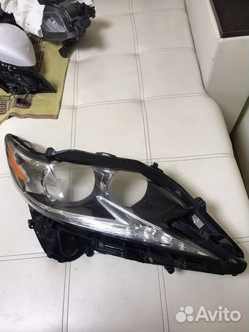 Стекло правой фары Lexus ES 6 рестайлинг 14-18г