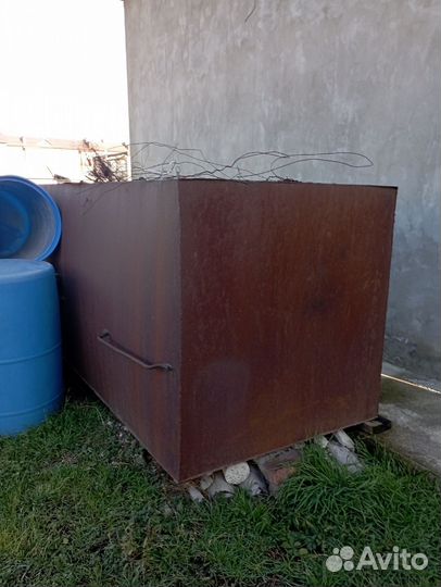 Емкость для воды