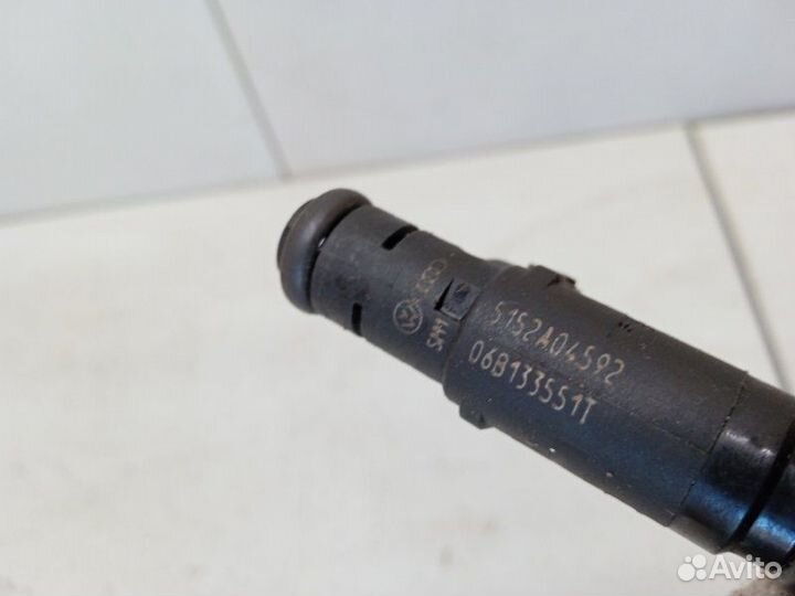 Форсунка топливная Audi A4 B7 2.0 2005