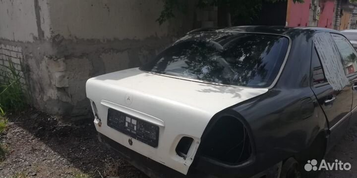 Разбор Mercedes-Benz w202 и w210