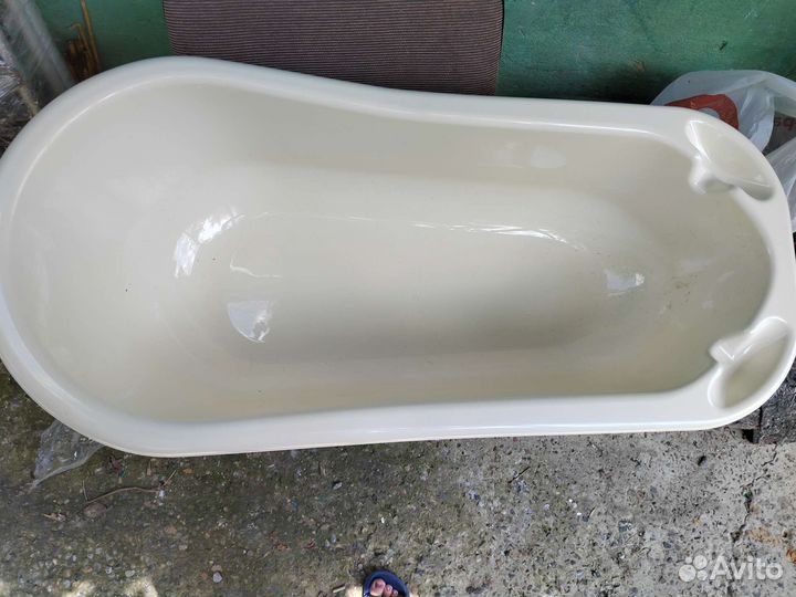 Ванночка для купания с горкой