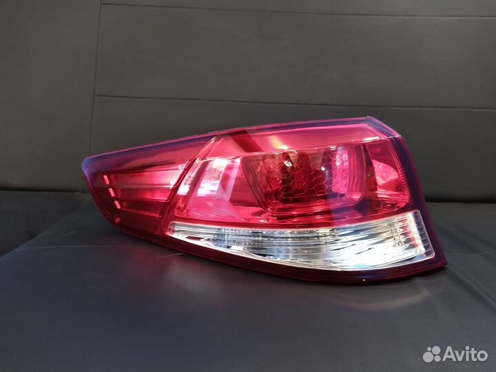 Фонарь KIA RIO