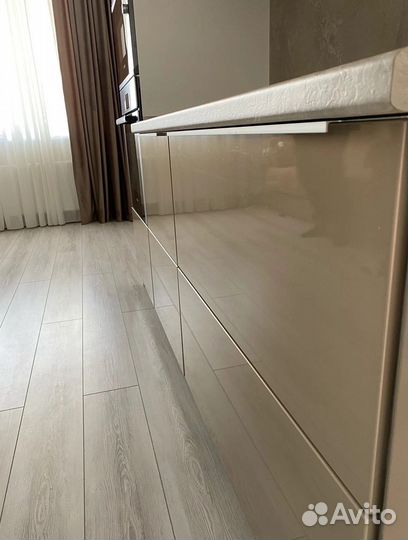 Угловая кухня на заказ