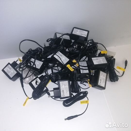 Блок питания 12v (1A, 1.2A, 1.5A)