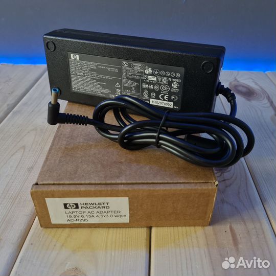 Блок питания ноутбука HP 4.5x3.0 с иглой 19.5V 6.1