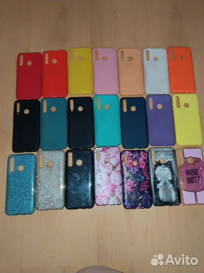 Чехлы на телефон
